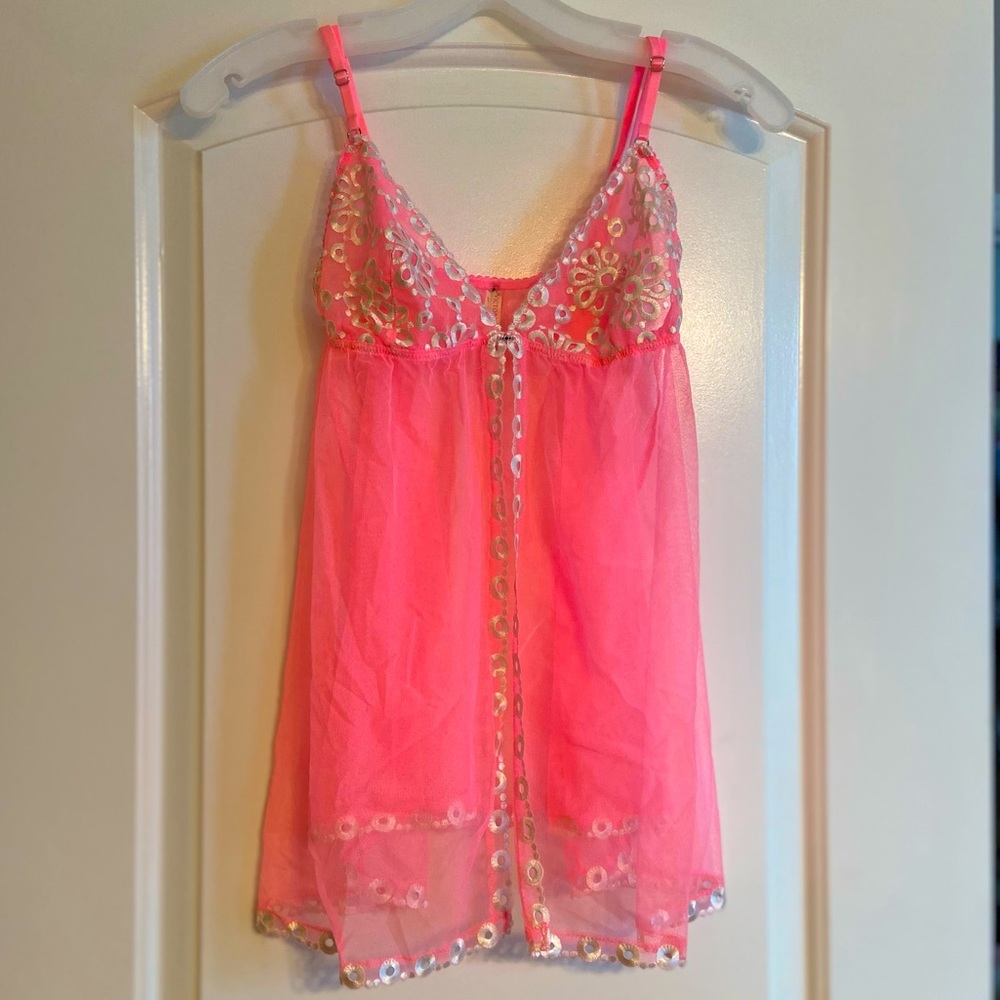 Victoria’s Secret unlined sheer lace babydoll
